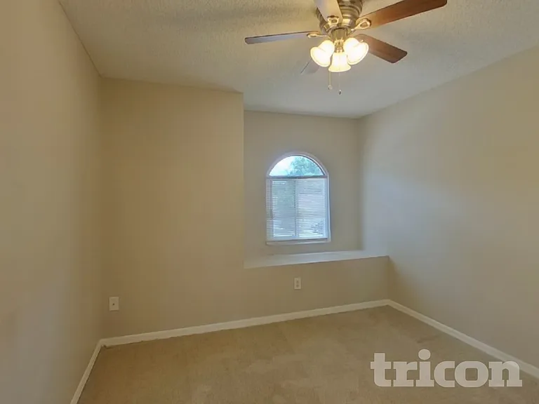1330 Gangplank Dr — Photo 13