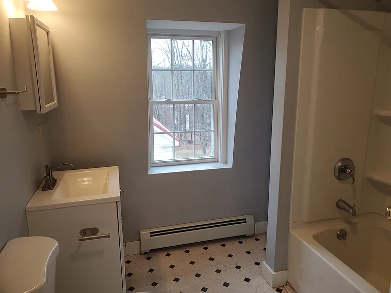 16 Princeton Rd — Photo 10