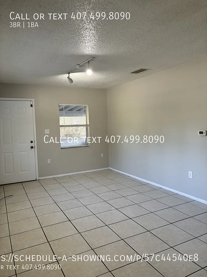 830 Carver Street | $1795 | 3 beds, 1 full bath — Photo 4