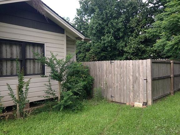 4th image of 308 N Saint Charles St