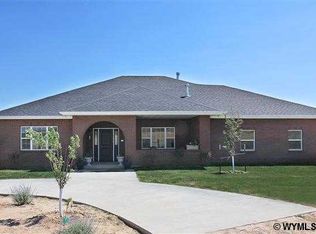 332 Mairlove Ln, Thermopolis, WY 82443