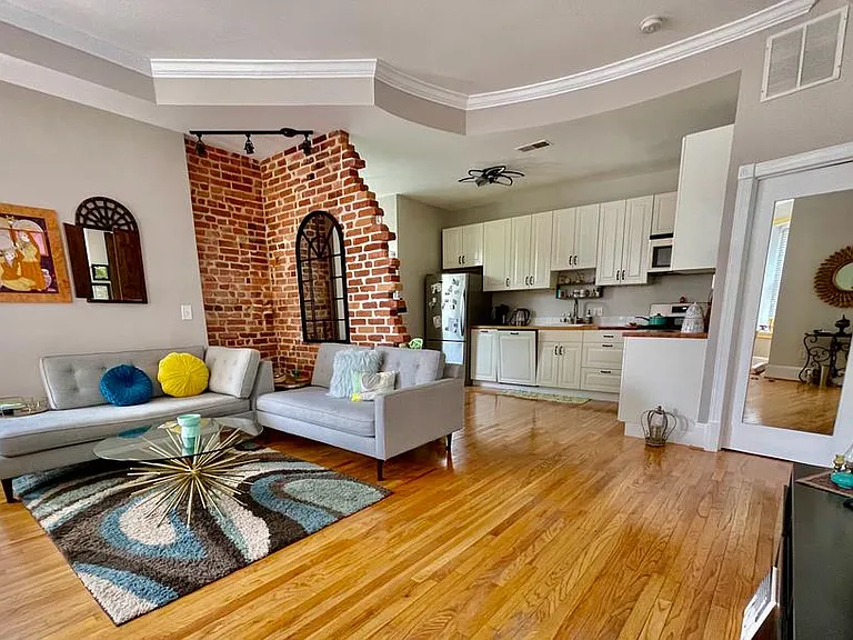 1725 5th St NW — Photo 9