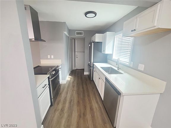 2nd image of 5195 Golden Ln Unit K-b