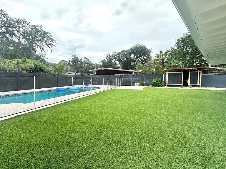 5951 Clifton Ave — Photo 33
