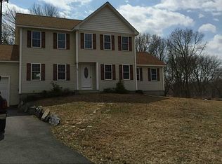 50 Barbers Heights Ave, Saunderstown, RI 02874