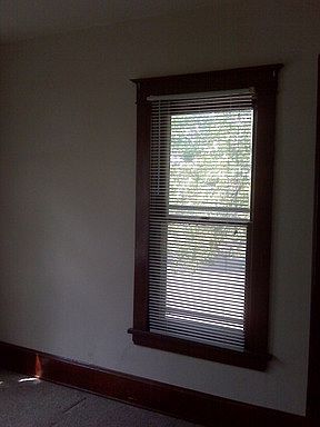 3rd image of 1142 Marion St