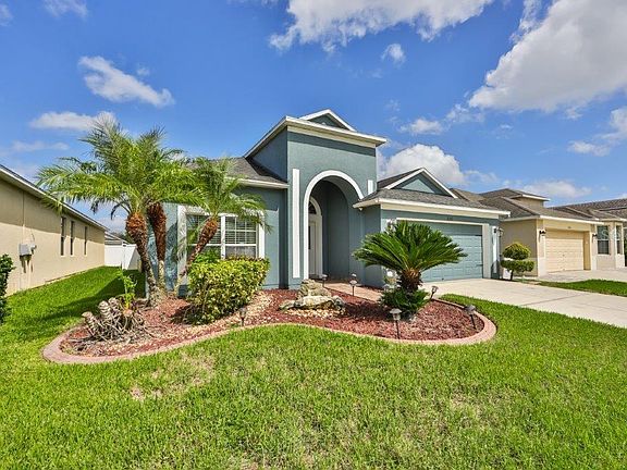 3rd image of 7332 Forest Mere Dr