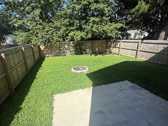 5th image of 705 Hemlock Ave