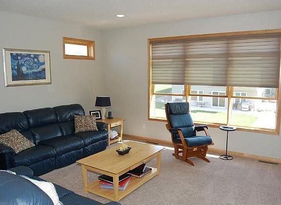 3rd image of 2516 154th Ave NW