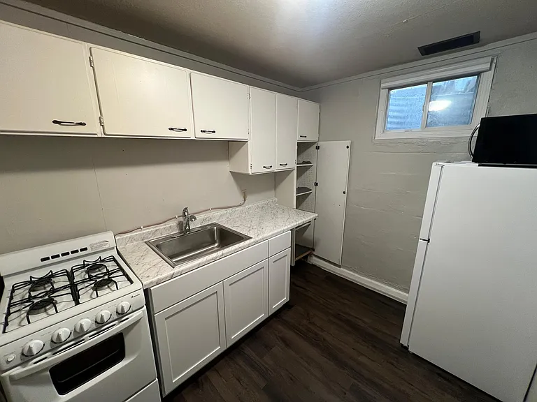1020 W Center St #1 — Photo 3