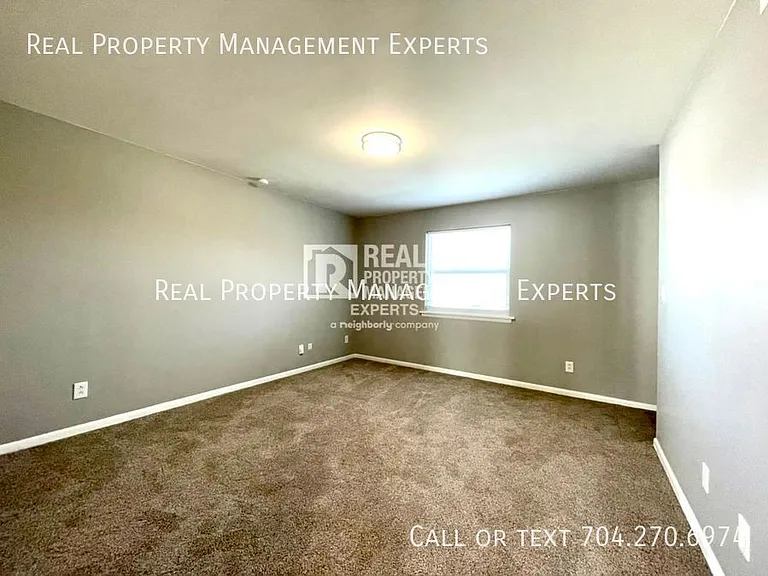 9135 Spyglass Pl #D — Photo 6