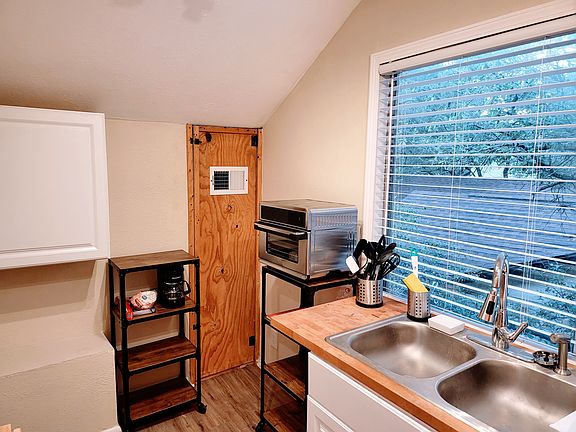 3rd image of 10045 Woodland Village Dr #2