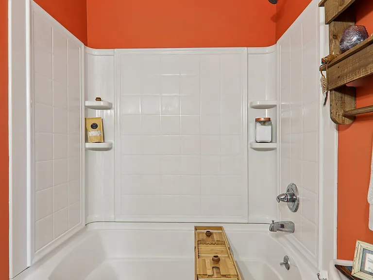 14 Lamplighter Ln — Photo 10
