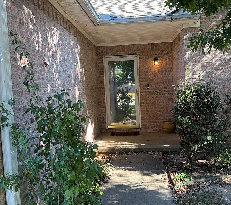 28 Stonehaven Dr
