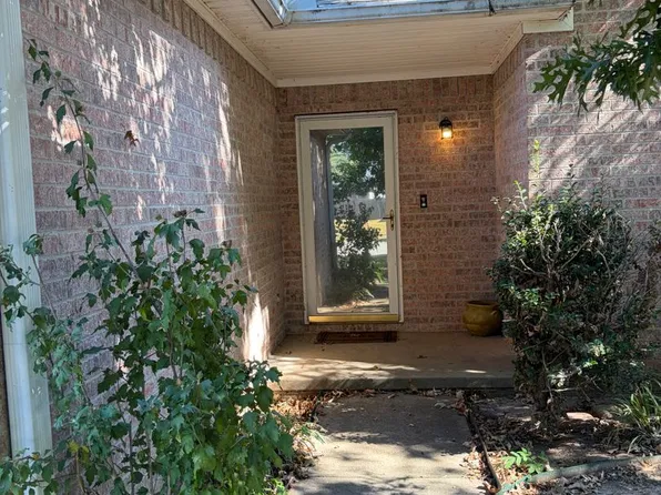 28 Stonehaven Dr, Cabot, AR 72023