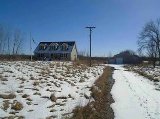 615 W Burnside Rd, Fostoria, MI 48435