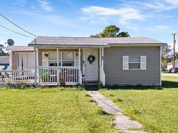 710 Spruce St, New Smyrna Beach, FL 32168