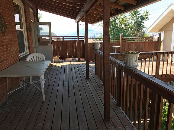 4th image of 633 S Main St