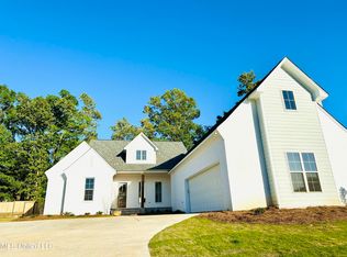 122 Camden Pte, Madison, MS 39110