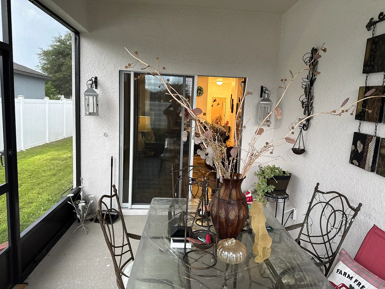3 bed, 1537 sqft, $850 — Photo 2