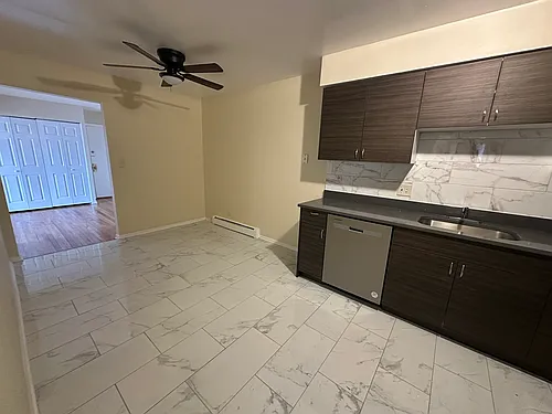 440 Stevens Dr #208 Photo 1
