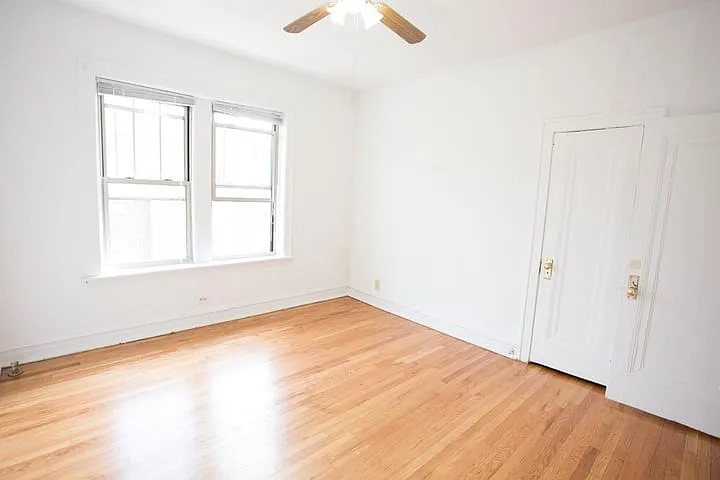 5034-5046 S. Woodlawn Avenue — Photo 49