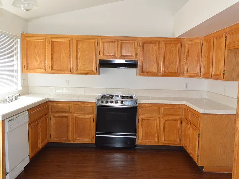 2826 S Tamarack Ct — Photo 8