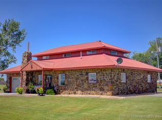 9449 S 74th St W, Oktaha, OK 74450