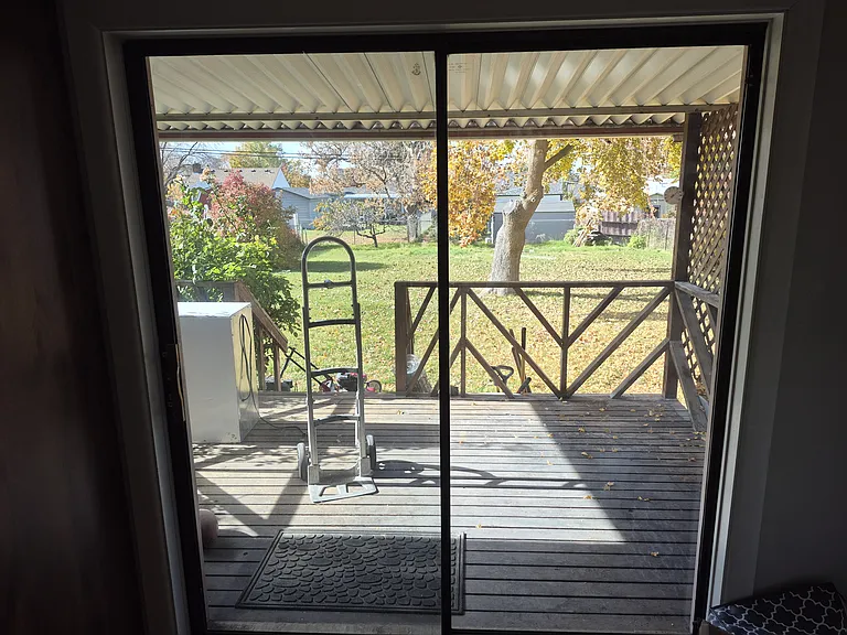 3325 Fowler Ave — Photo 20