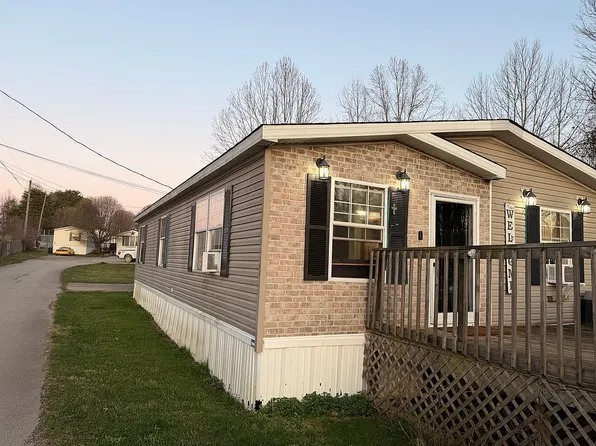 49 Lenville Ter, Milton, WV 25541