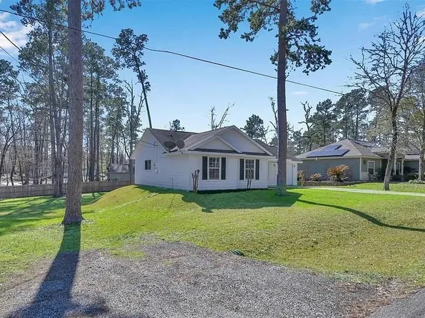 10662 Royal York Dr, Conroe, TX 77303