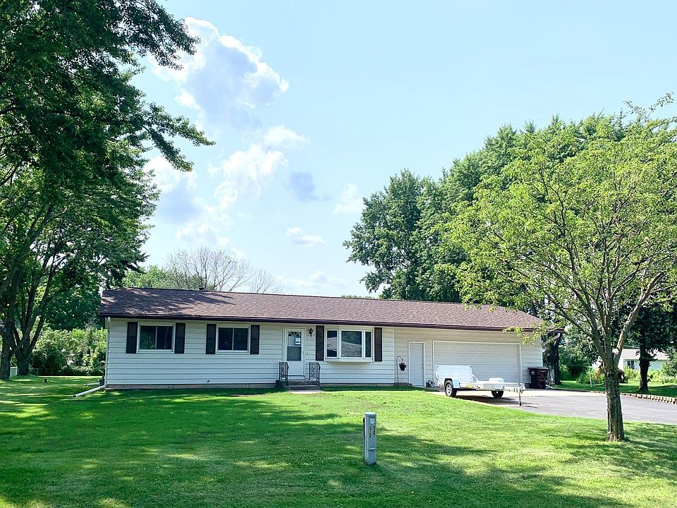 1st image of 20195 Donnelly Ave