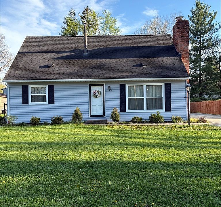 1st image of 1802 Clearbrook Dr