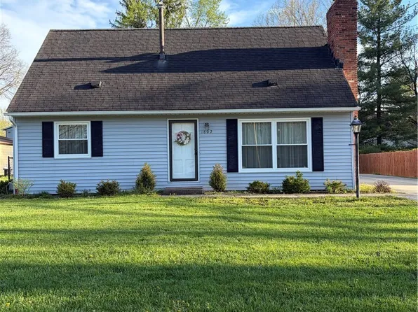 1802 Clearbrook Dr, Stow, OH 44224