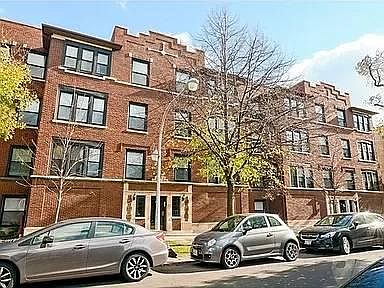 1st image of 7021 N Greenview Ave