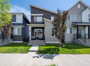 779 N Livingston Way NE, Calgary, AB T3P1L4