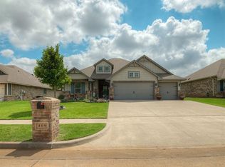 409 Frisco Ridge Rd, Yukon, OK 73099