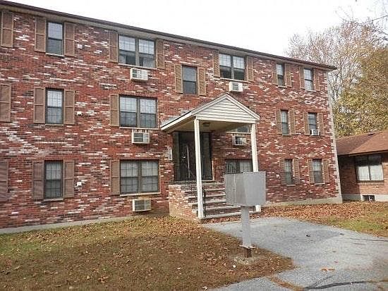 1st image of 26 Chandler Ave