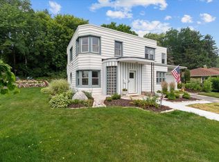 784 S 7th Ave, West Bend, WI 53095