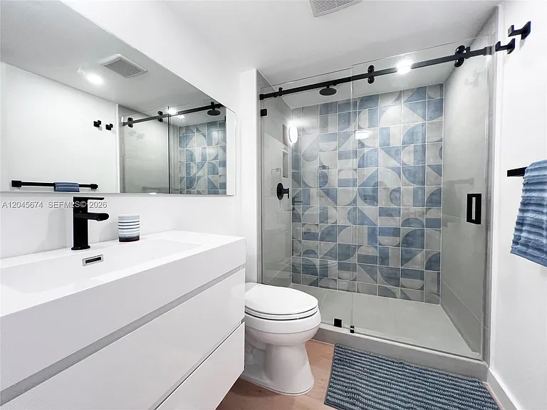 5100 N Ocean Blvd #503 — Photo 43