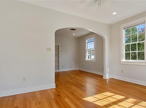2nd image of 3438 Nashville Ave
