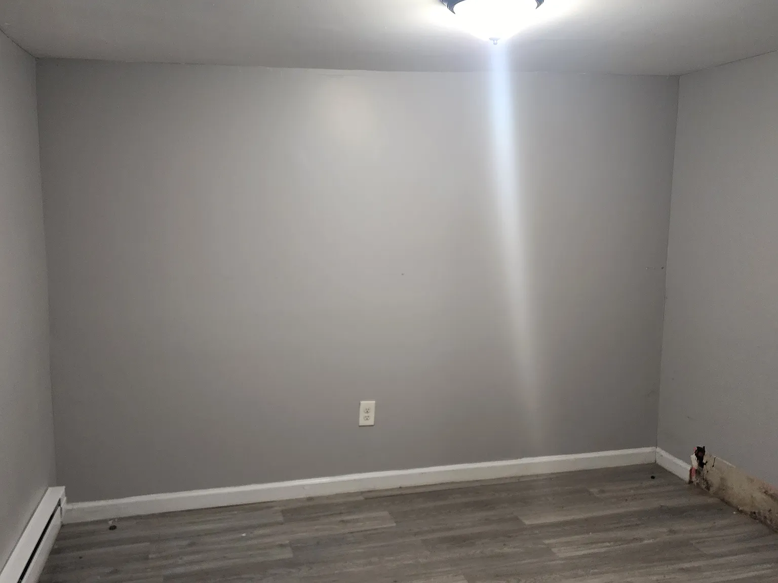 3 bed, $2,000 — Photo 2