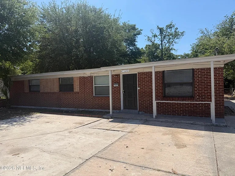7336 Merrill Rd — Photo 1