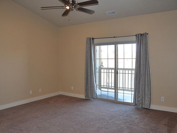 4th image of 161 W Springview Dr #509