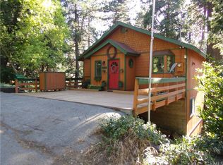 23664 Scenic Dr, Crestline, CA 92325