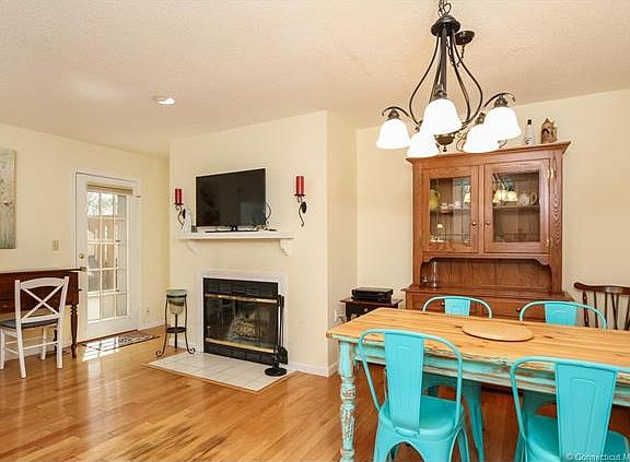 5th image of 801 Holly Hill Dr #801