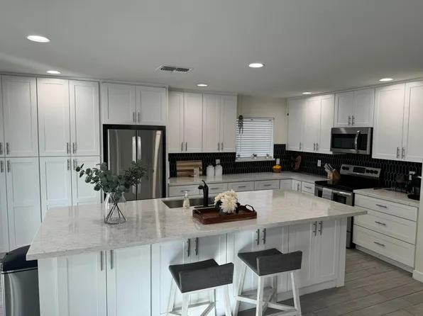 1809 E Riviera Dr, Tempe, AZ 85282