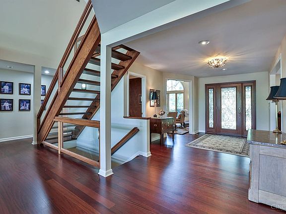 4th image of 3 Green Meadow Ln