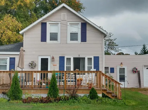 1274 12th Rd, Bark River, MI 49807