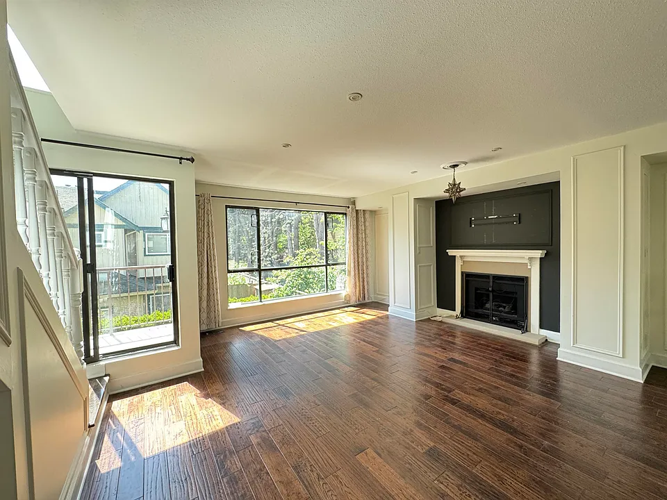 7311 Moffatt Rd #7